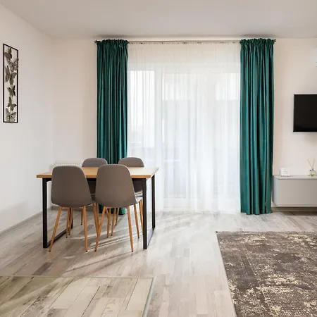 Brasov Holiday Apartments Апартаменты *