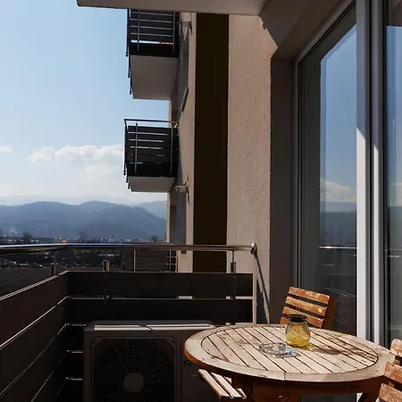 Апартаменты Brasov Holiday Apartments *
