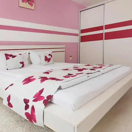 Апартаменты Brasov Holiday Apartments